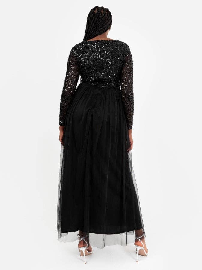 Robe longue à manches longues ornée à col en V noire Maya pour la vente par Plaza Collection Ltd