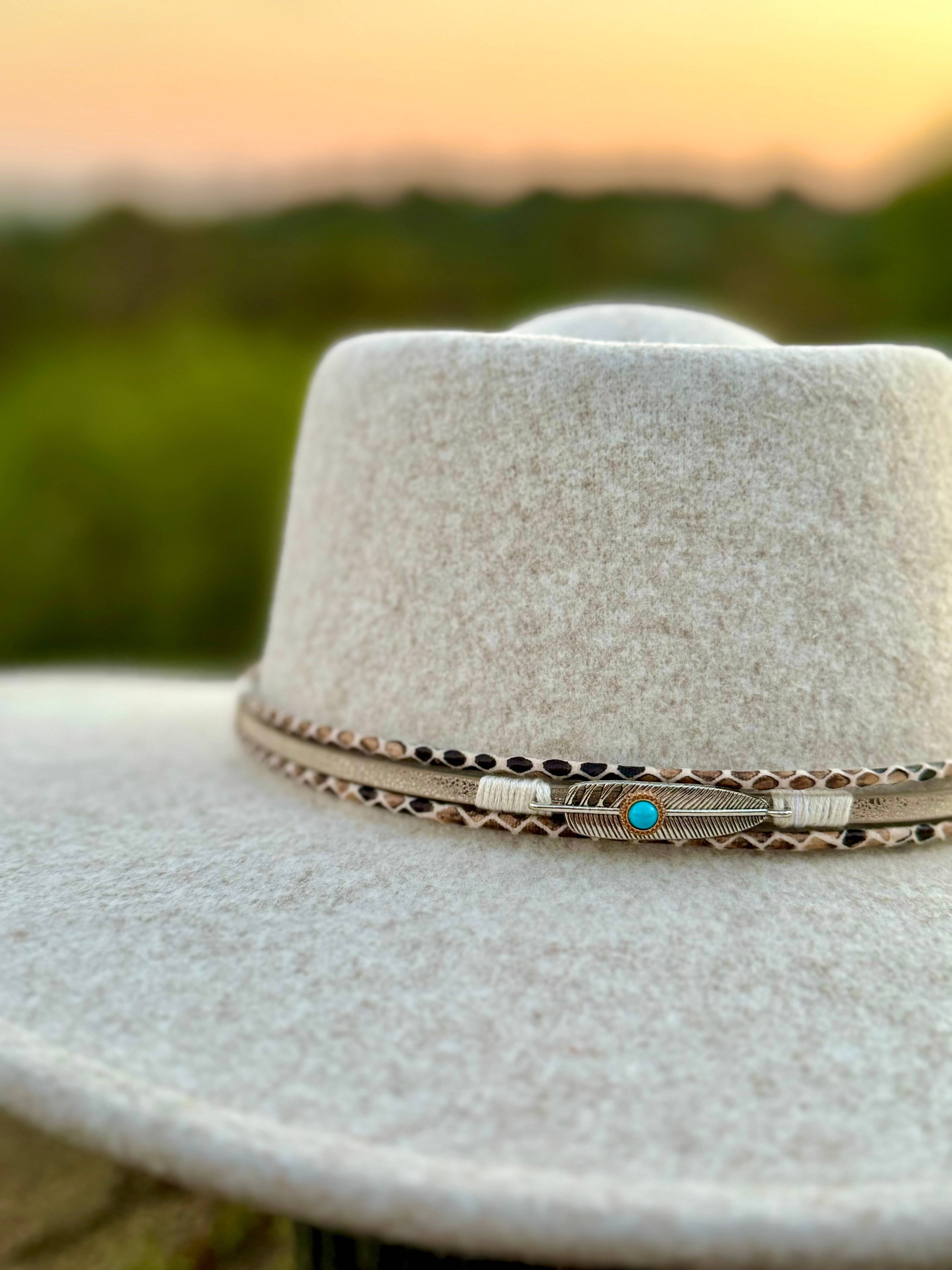 Justin & Taylor - Wholesale Fedora - Women's - Dundee | Felt Fedora with Python Accent Band3