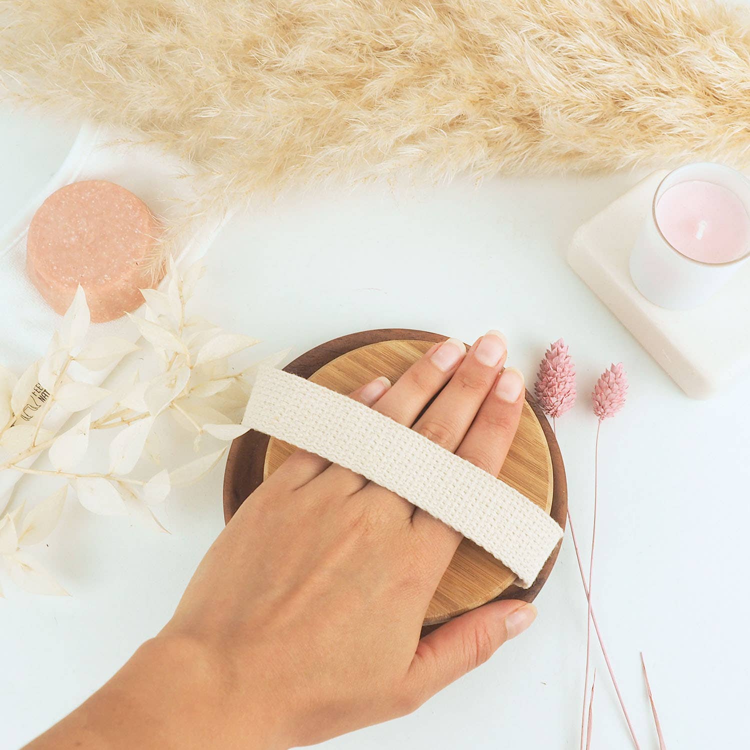 FRENCH TENDANCE - Wholesale Body Brush - Exfoliating and massaging body brush - Feel Natural1