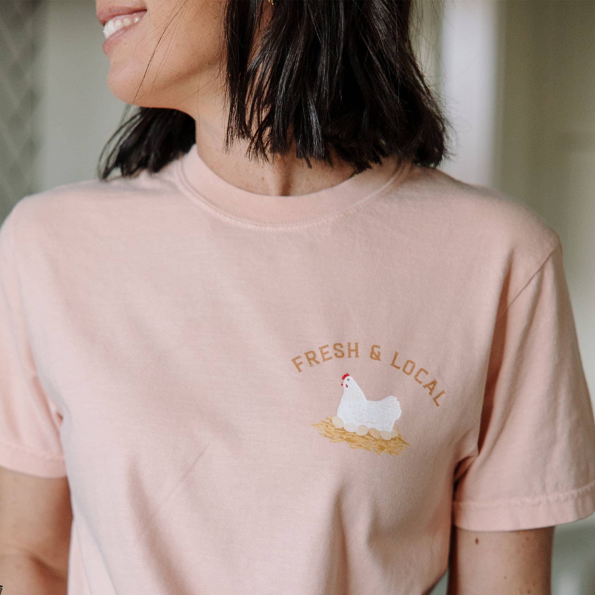 Paper Farm Press - Wholesale T-Shirt (Graphic) - Women's - Chicken Farmers Market Tee - Peachy Pink1