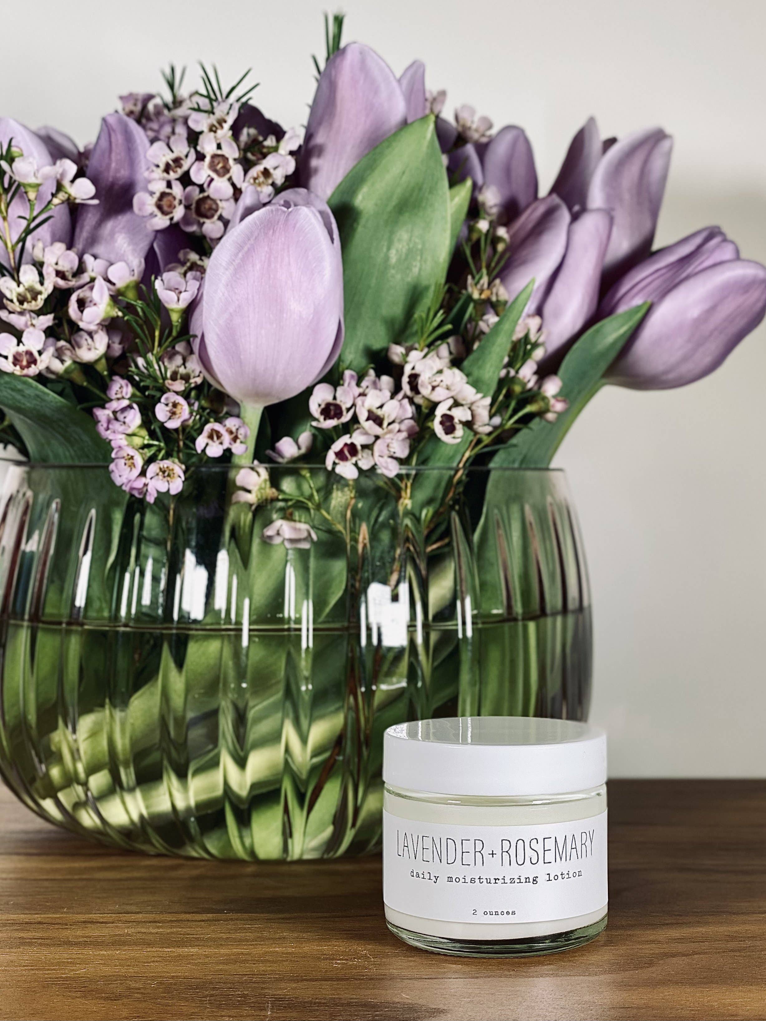 handmade. la conner - Wholesale Hand & Body Lotion - Daily Moisturizing Lotion - Citrusy - 2 Ounces1