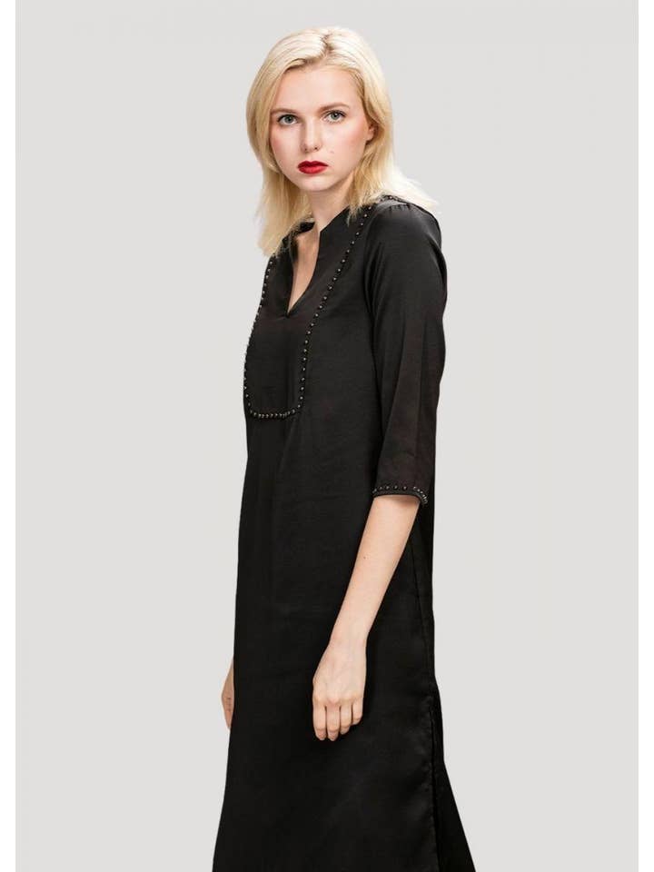 BLACK Satin dress Ref: LA-260230 for wholesale on Faire1