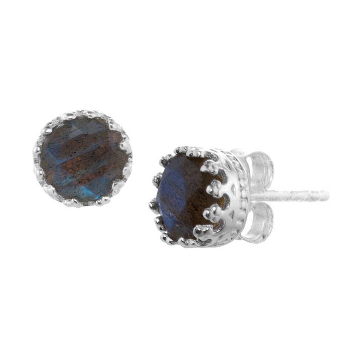 Orecchini a bottone in argento con corona in labradorite Dew Drops per la vendita all'ingrosso da parte di Protsaah