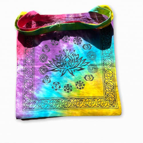 Lotus Chakra Mulepose 18" x18" for engroshandel hos The Reiki Shop