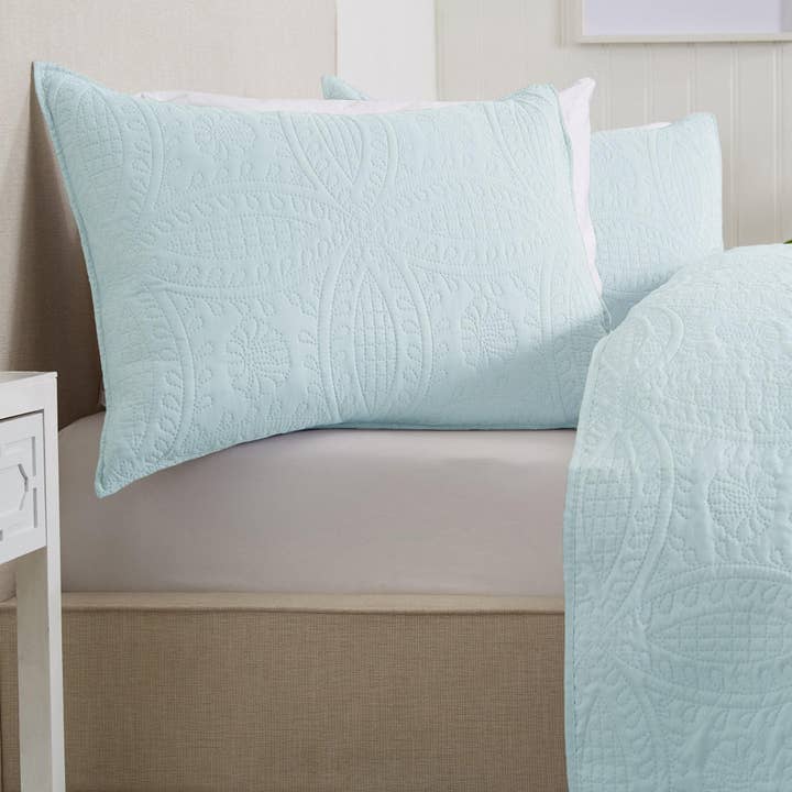 BH Collective - Wholesale Bedding Set - Oversized Quilt & Sham Set - Medallion Stitch - Clara8