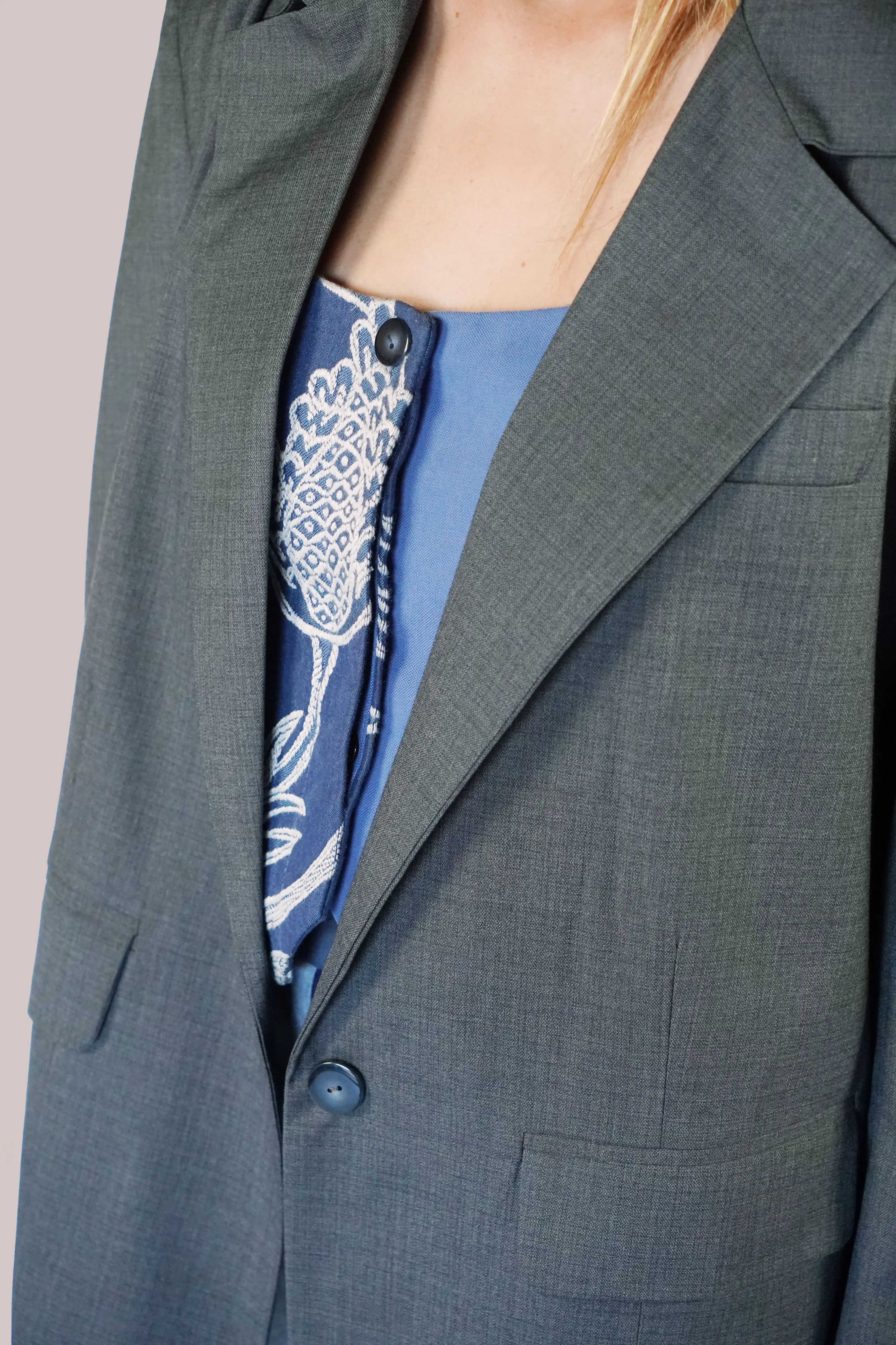 Lacerf - Wholesale Blazer - Dames - Zwarte oversized blazer4