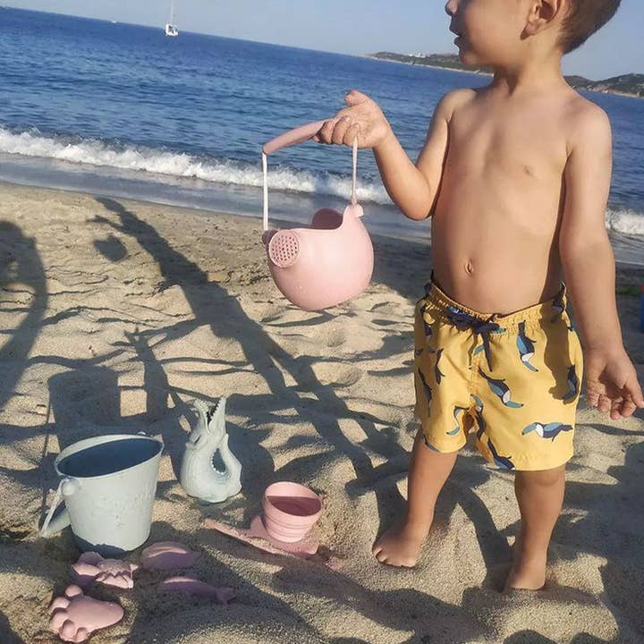 Inside Out Toys - Wholesale Watering Can - Scrunch Watering Can7