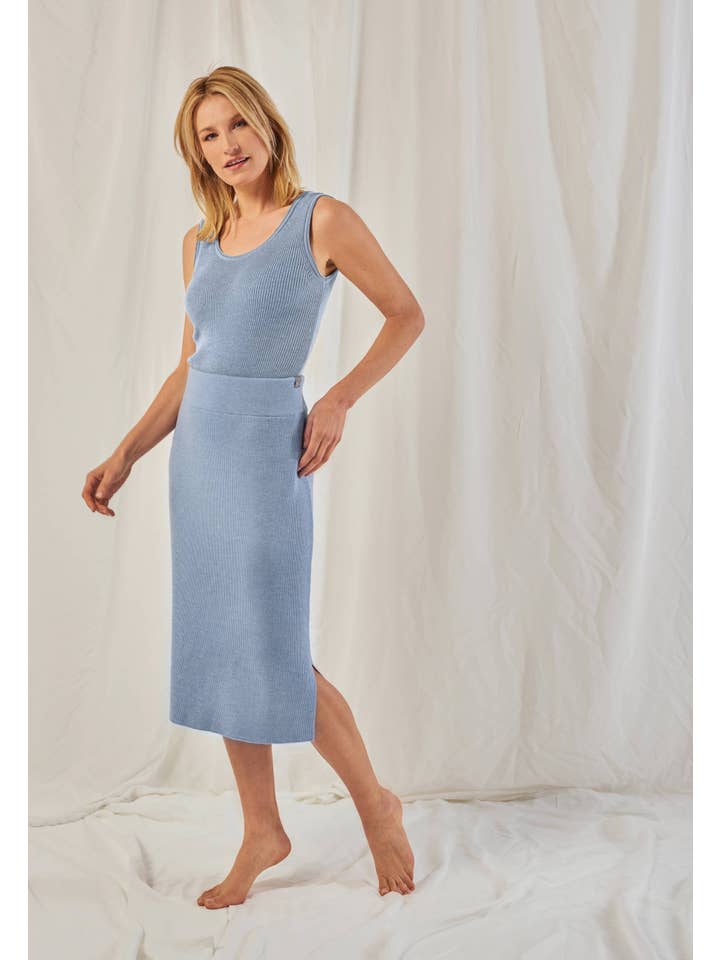 YOU LOOK PERFECT Loungewear – wholesale Lounge set – Women's – LOUNGEWEAR SET - Top Blossom & Skirt Erika1