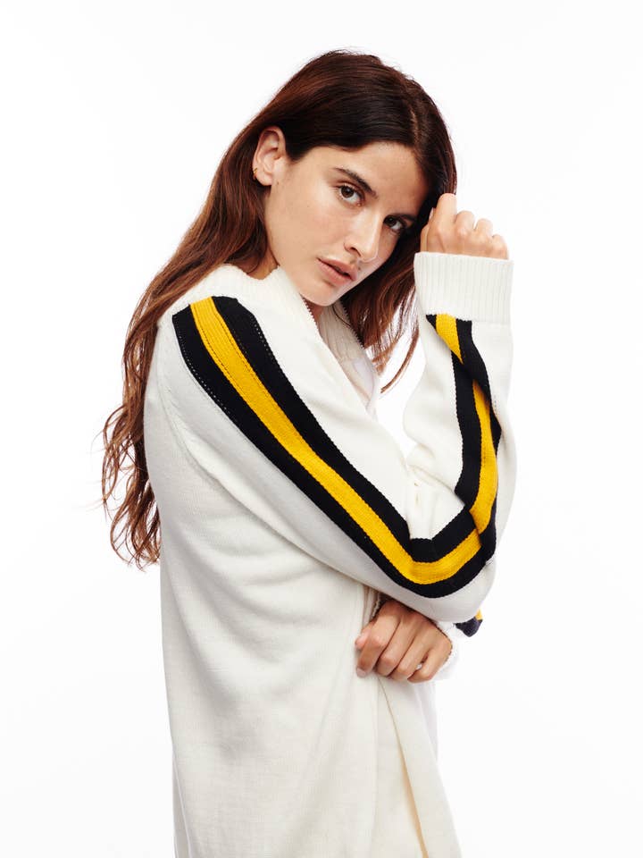 SongLily - Wholesale Sweatshirt - Women's - Saints quarter zip sweater LG SIZE PACK3