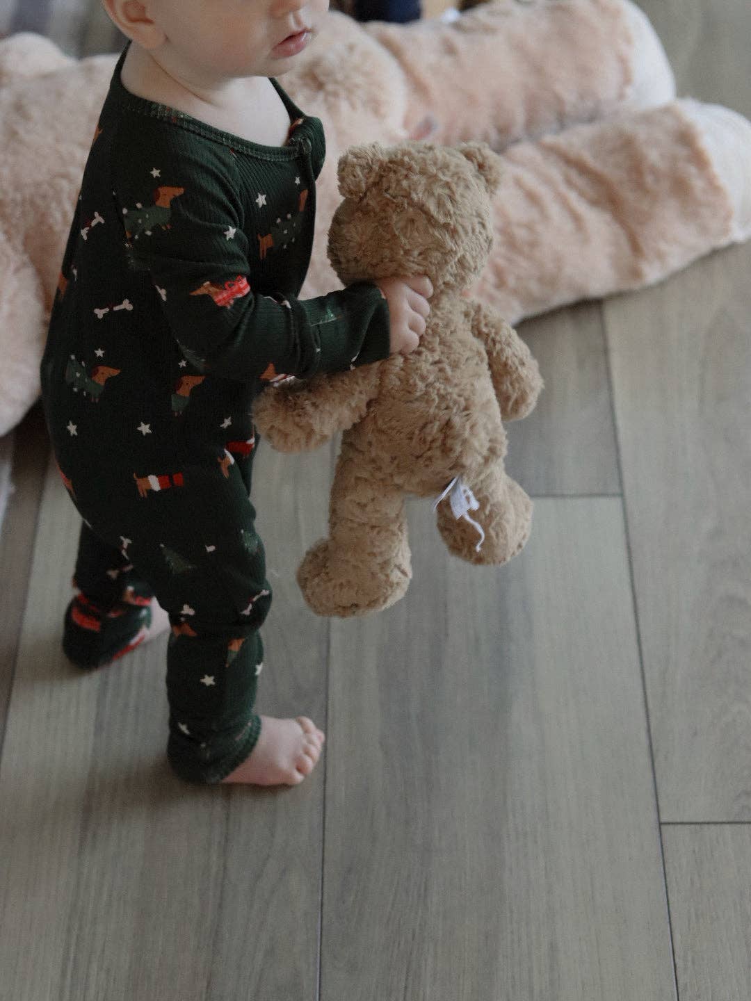 Sunday Littles – wholesale Sleepsuit – Baby – Little Zippers in Jingle Pups10