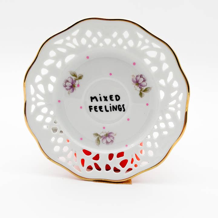 Assiette murale mini MIXED FEELINGS “net" pour la vente par ohRuby