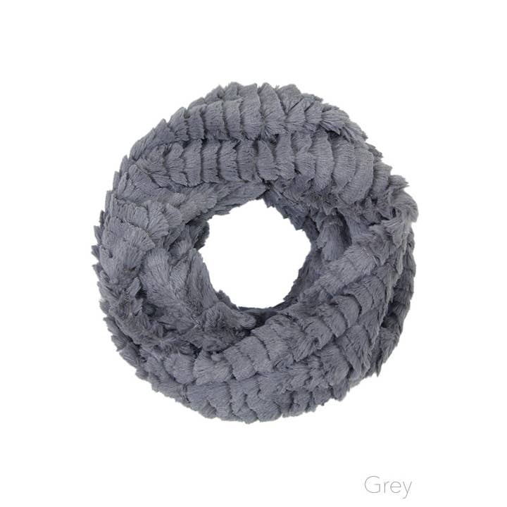 Hana - Wholesale Scarf - Women's - Solid Faux Fur Infinity Scarf9