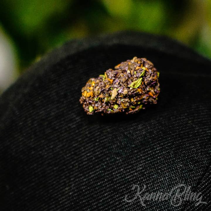 Kannabling - Wholesale Hat Accessory - Women's - KannaBling - Hat Pin Bud (Purple)