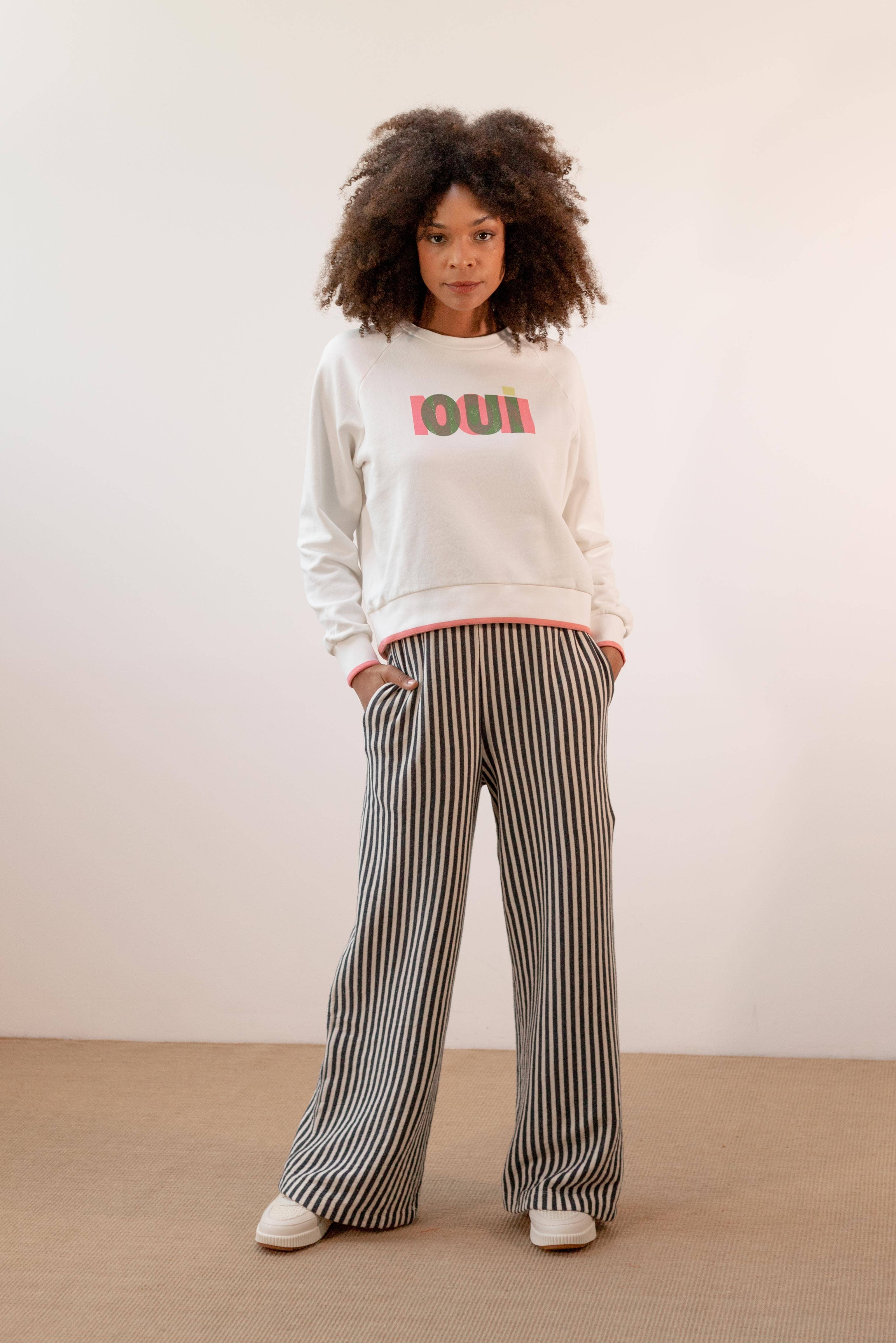 PAN Producto Básico - Wholesale Sweatshirt - Women's - Oui sweatshirt3