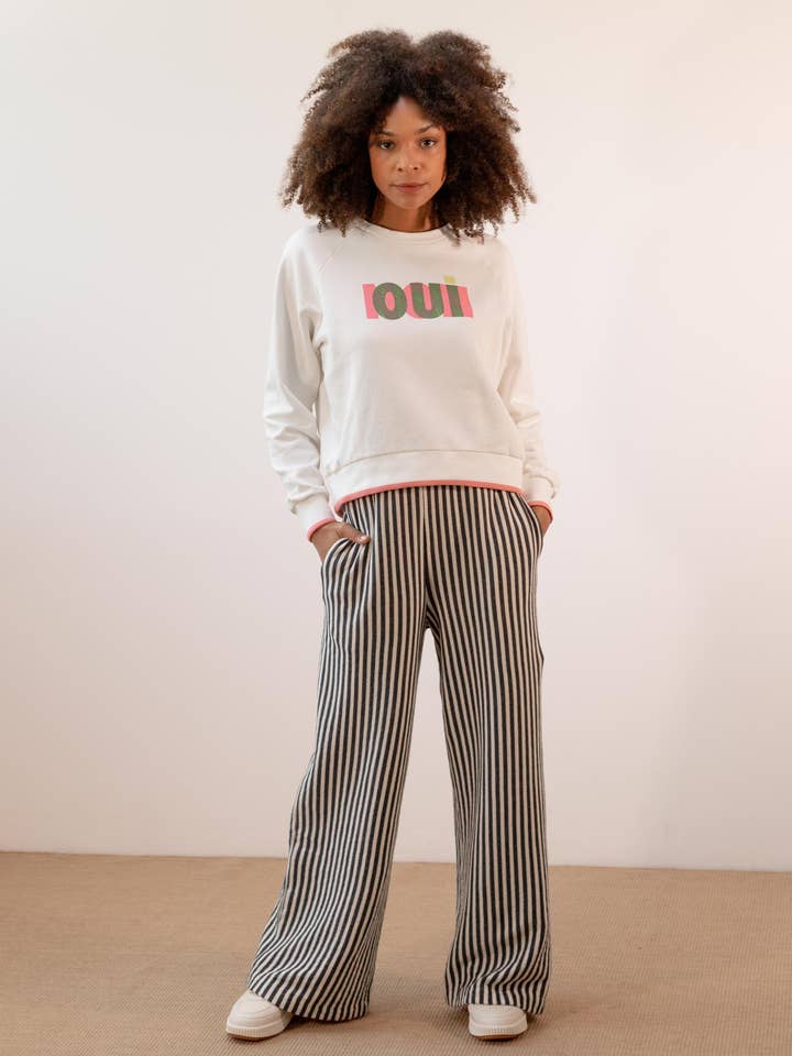 PAN Producto Básico - Wholesale Sweatshirt - Women's - Oui sweatshirt3