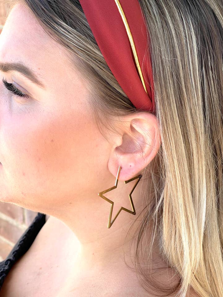 Star stirrer guldstjerne øreringe for engroshandel hos AMD COLLECTIVE