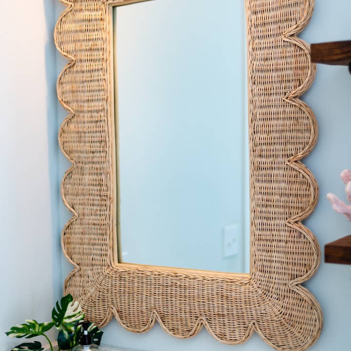Auden & Avery - Wholesale Wall Mirror - Large Scalloped Mirror3