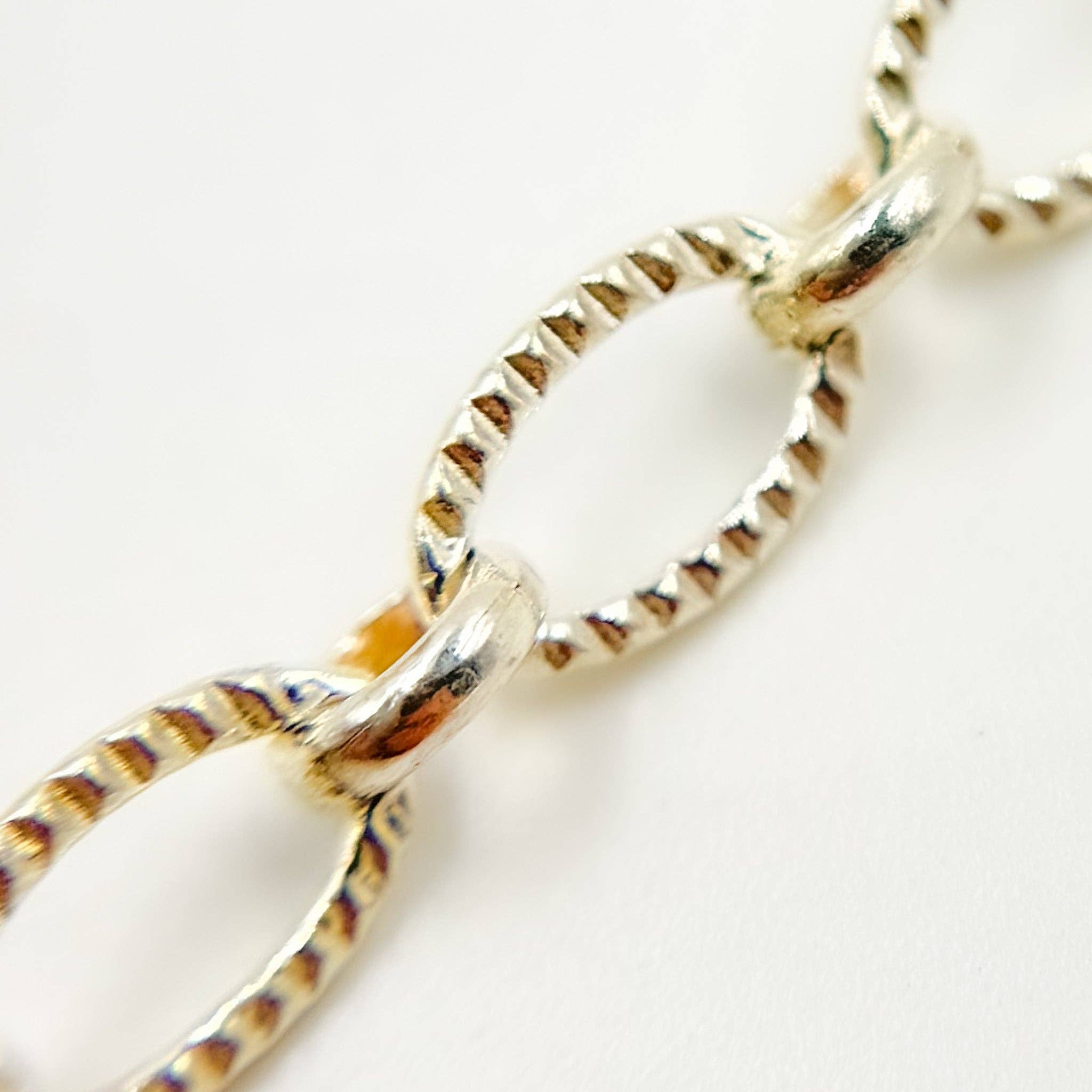 Tresor Jewelry Inc. - Venta al por mayor Collares de cadenas y eslabones - 944LSS. Cadena de Eslabones Ovalados y Redondos Retorcidos de Plata de Ley1