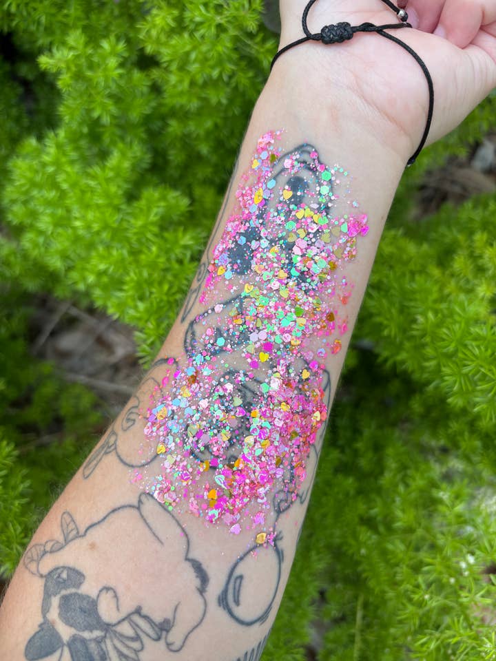 Pink and Gold Heart Face And Body Glitter Gel for wholesale by Nola Glitter Goddess