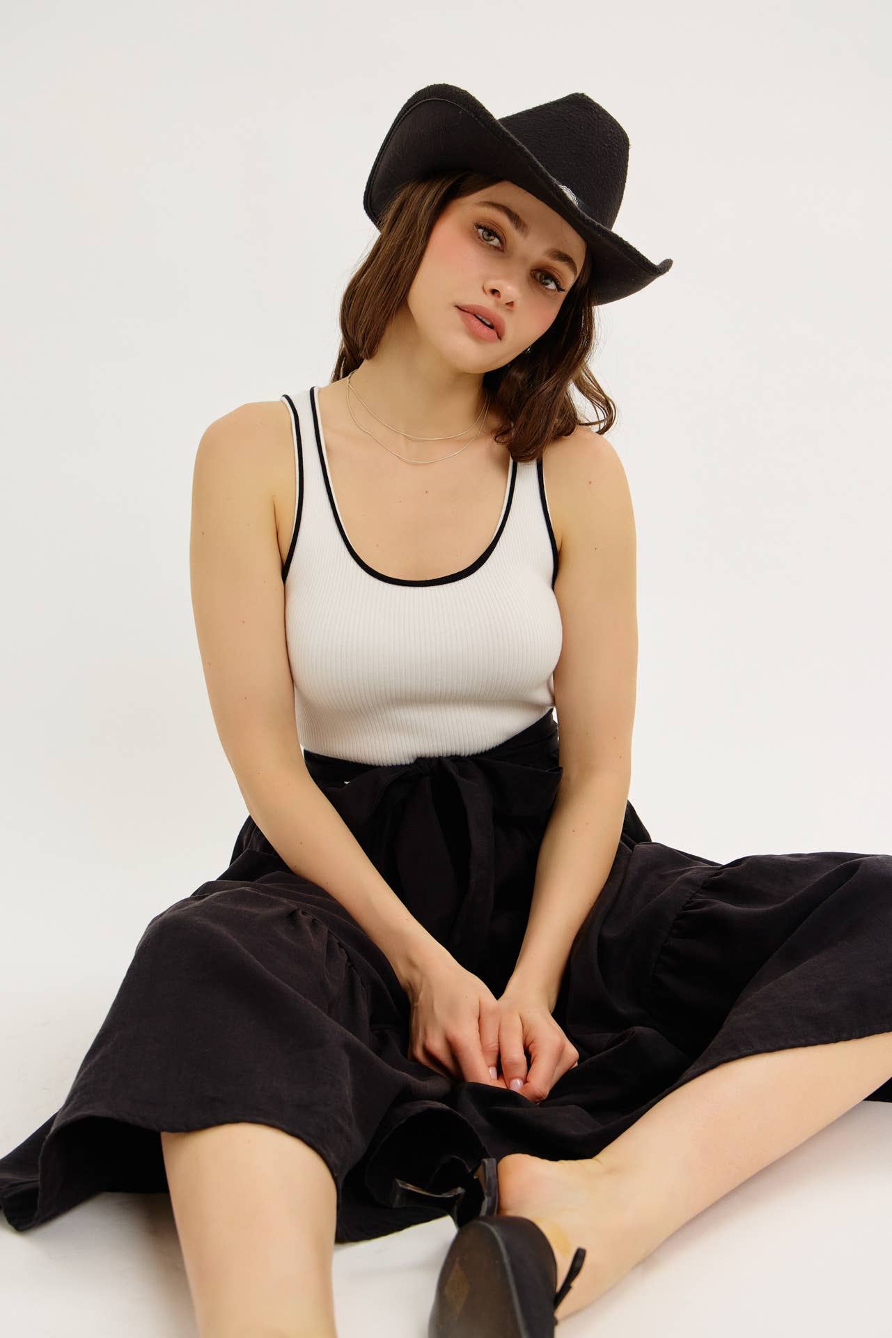 idem ditto - Wholesale Dress - Women's - MIXED MEDIA TIERED RUFFLE SWEATER TANK MIDI DRESS WITH BELT16