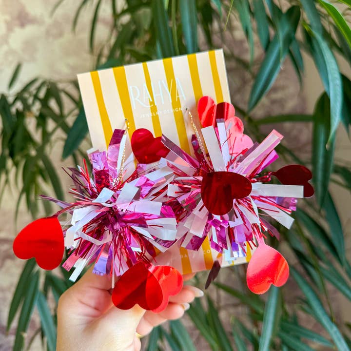 Cupids Crush Pom Pom Øreringe for engroshandel hos Rahya Jewelry Design