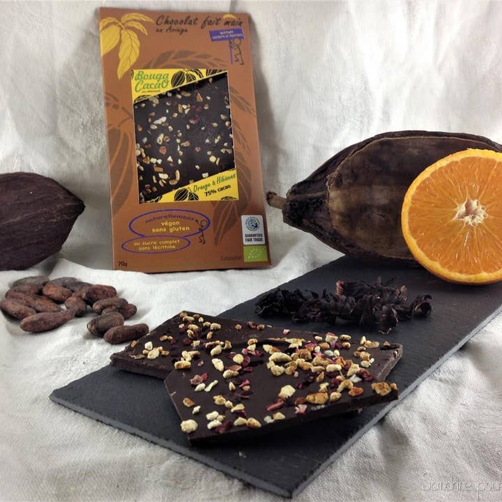 75% orange-hibiscus chocolate bar, 70g for wholesale by Bouga CacaO