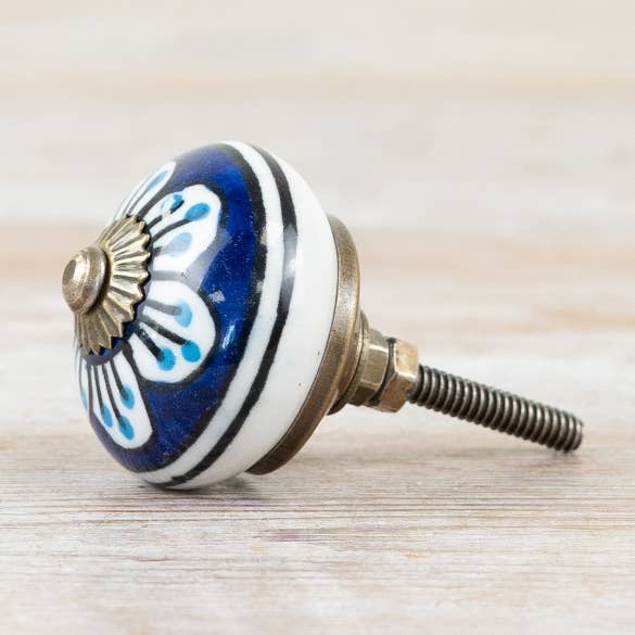 Gainsborough Giftware x Portland Living – wholesale Wreath – Blue Patterned Door Knob, 4cm x 7cm 0