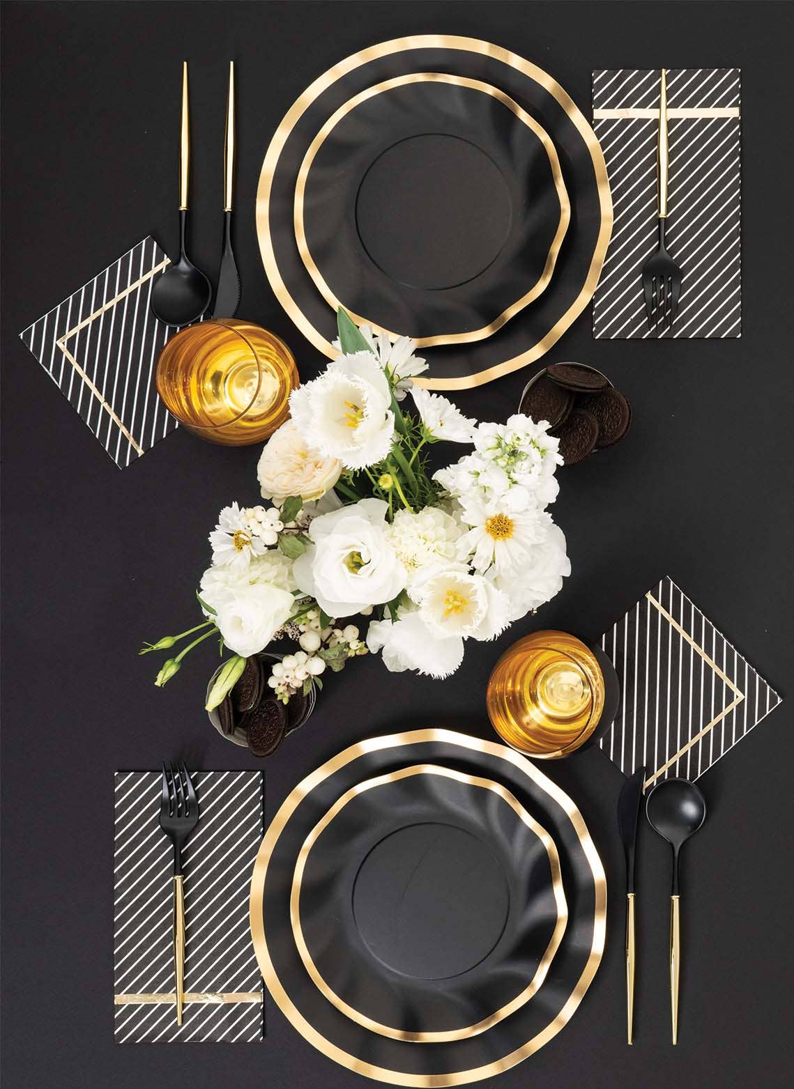 Sophistiplate - Wholesale Assorted Cutlery Set - Black & Gold Bella Assorted Plastic Cutlery/24pc, Service for 83