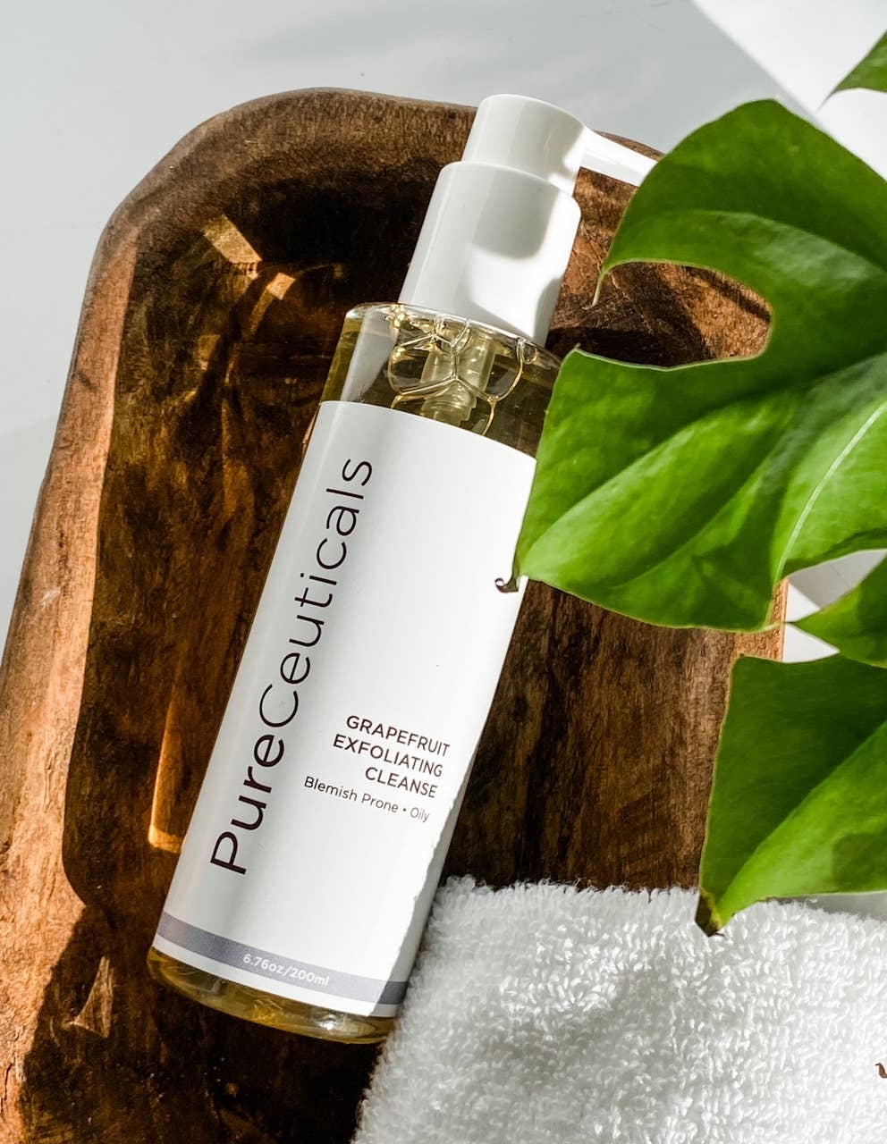 PureCeuticals Skin Care - Wholesale Facial Cleanser - Grapefruit Exfoliating Cleanse1