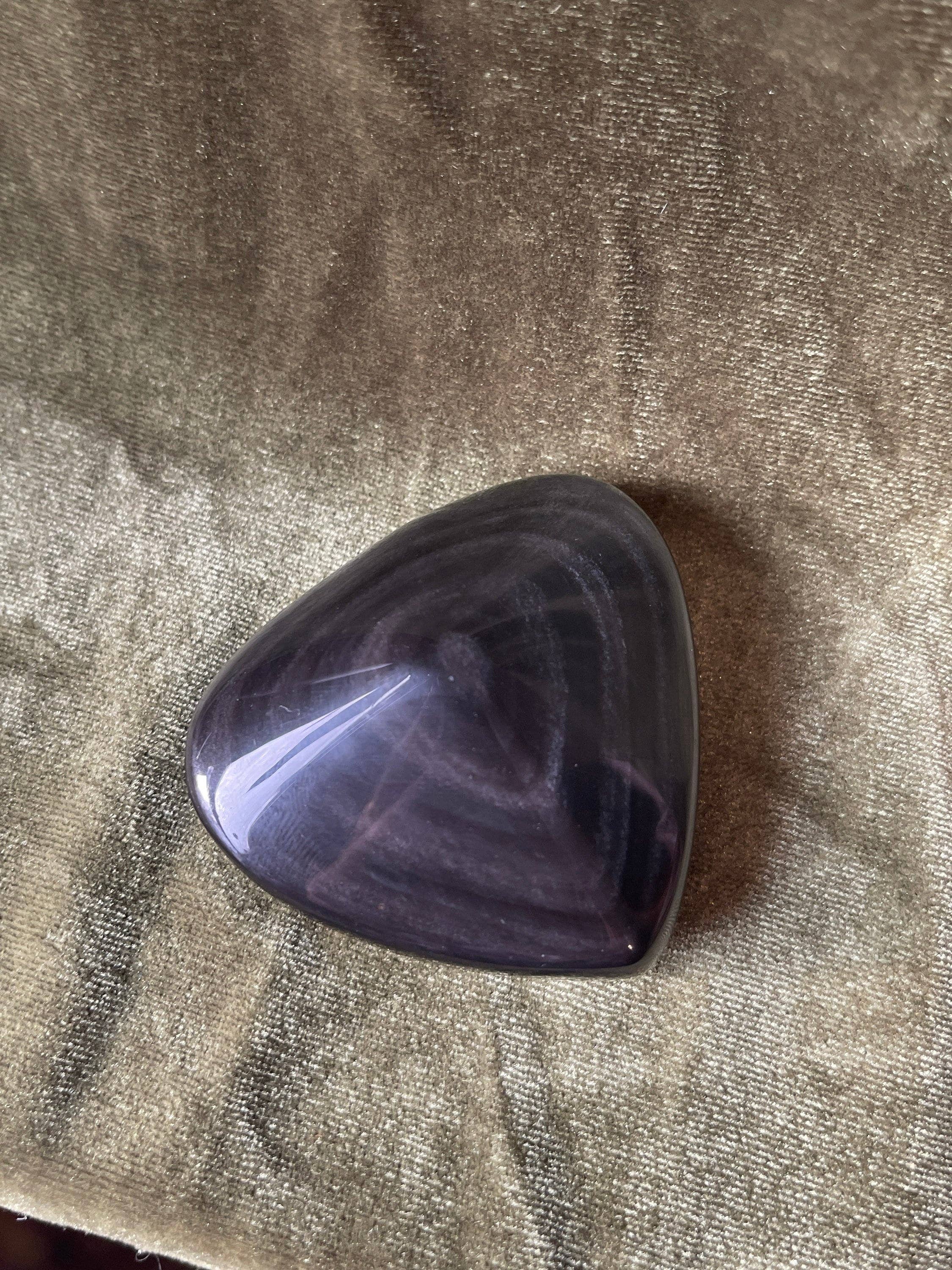 Tumbledshop - Wholesale Spiritual Stone/Crystal - Rainbow Obsidian Polished Crystal Heart Triangle Shaped Ston5