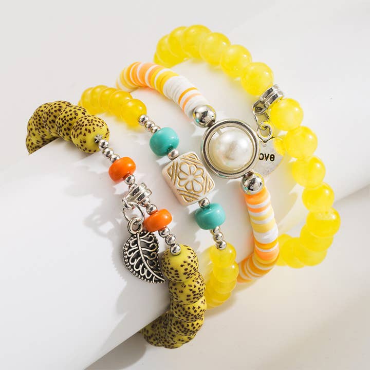 UNISHE – Großhandel Perlenarmband – Böhmisches Perlen-Herzblatt-Anhänger-Perlenarmband HMSP24