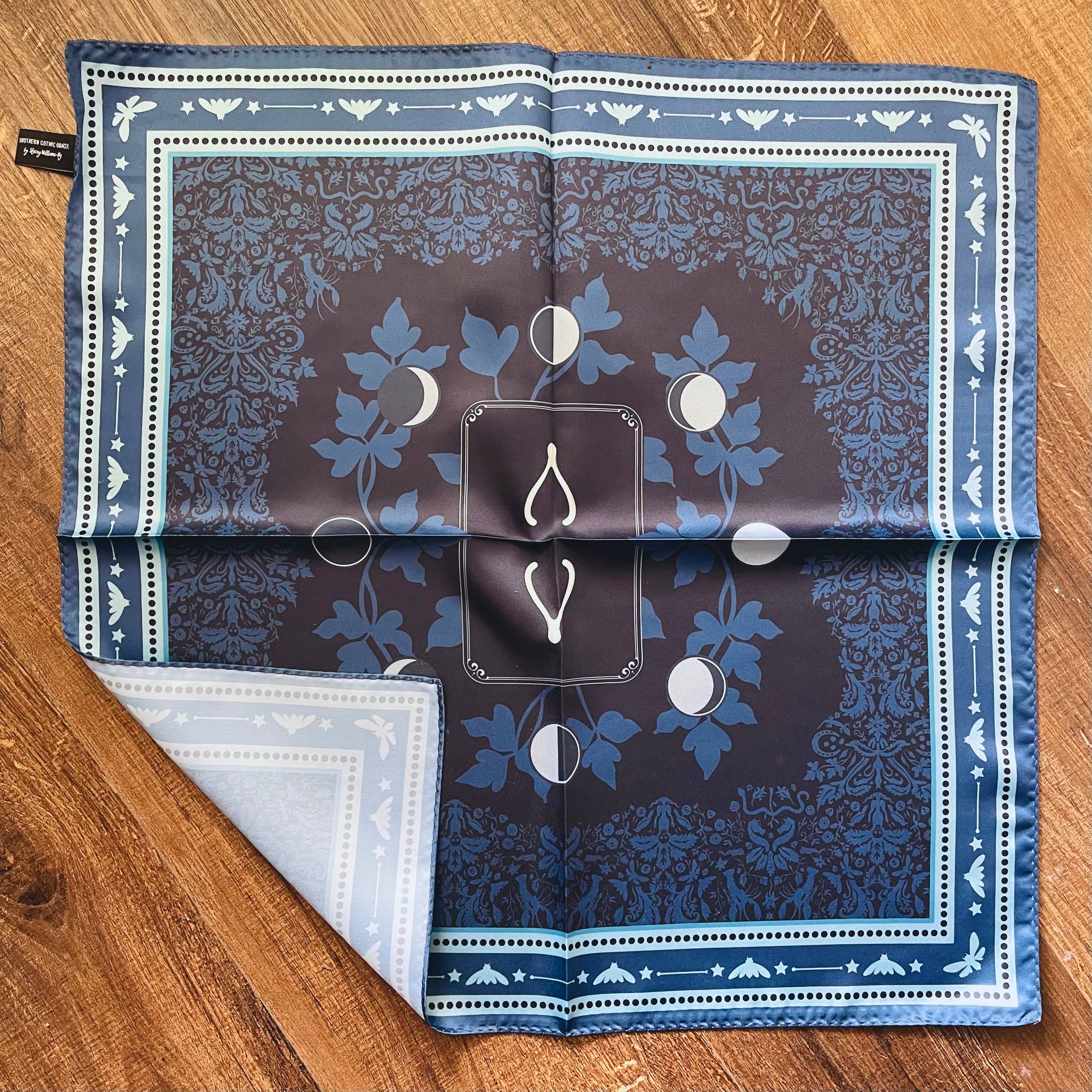 La Panthère Studio – Cartas de tarô por atacado – Pano de Altar Gótico do Sul4