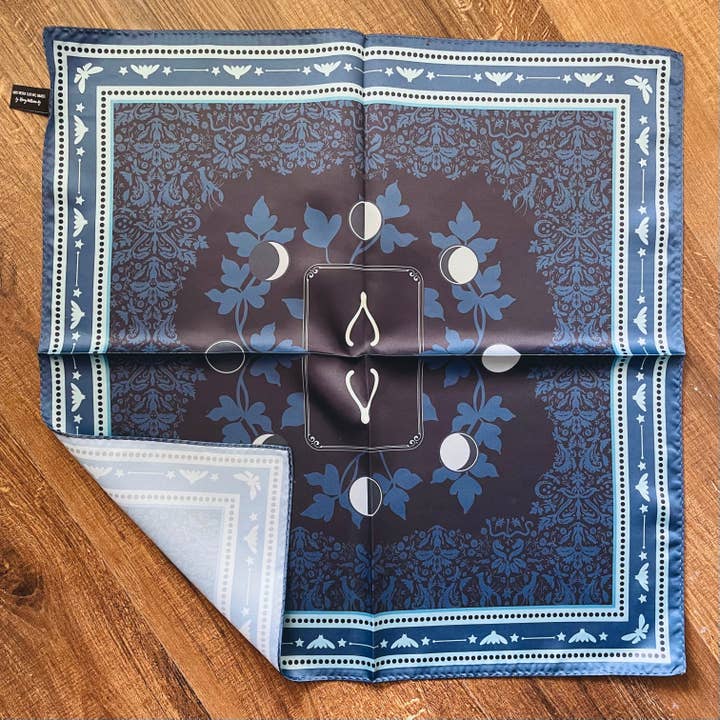 La Panthère Studio – Cartas de tarô por atacado – Pano de Altar Gótico do Sul4