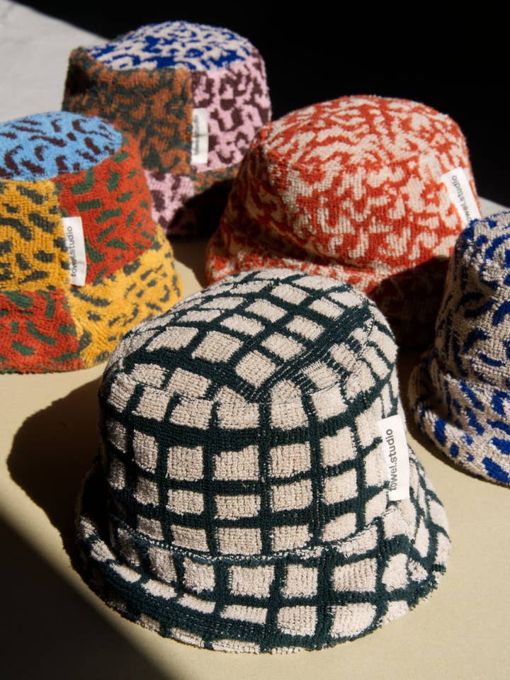 Startsæt med 10 Bucket Hatte | Alle 5 Mønstre x 2 for engroshandel hos towel.studio