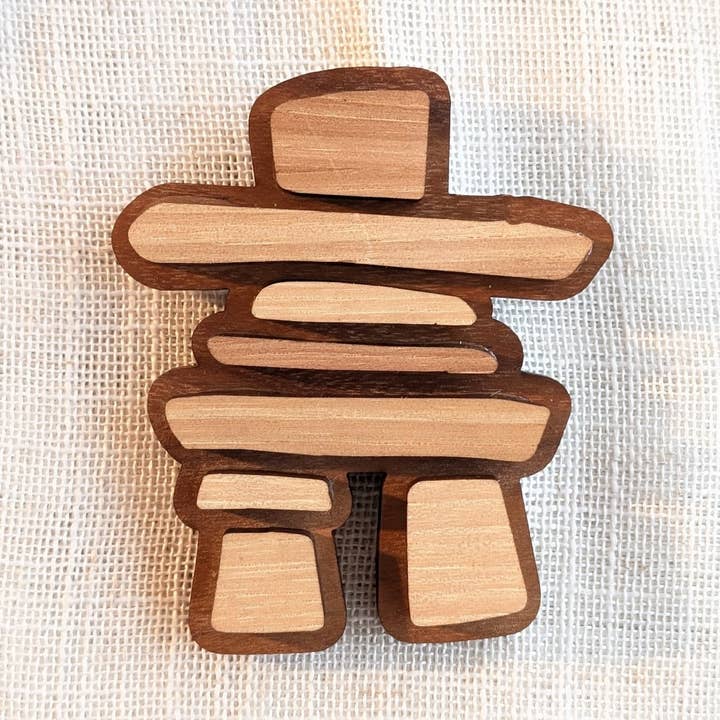 Imán Inukshuk - Recuerdo de Madera de Canadá, Canadiana Personalizada para venta al por mayor de Foxwood Gifts Canada
