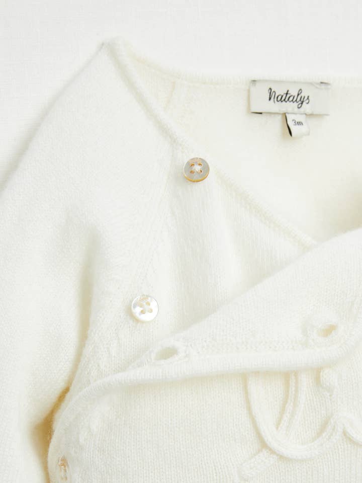 Ecru IFIBI 23 for wholesale on Faire2