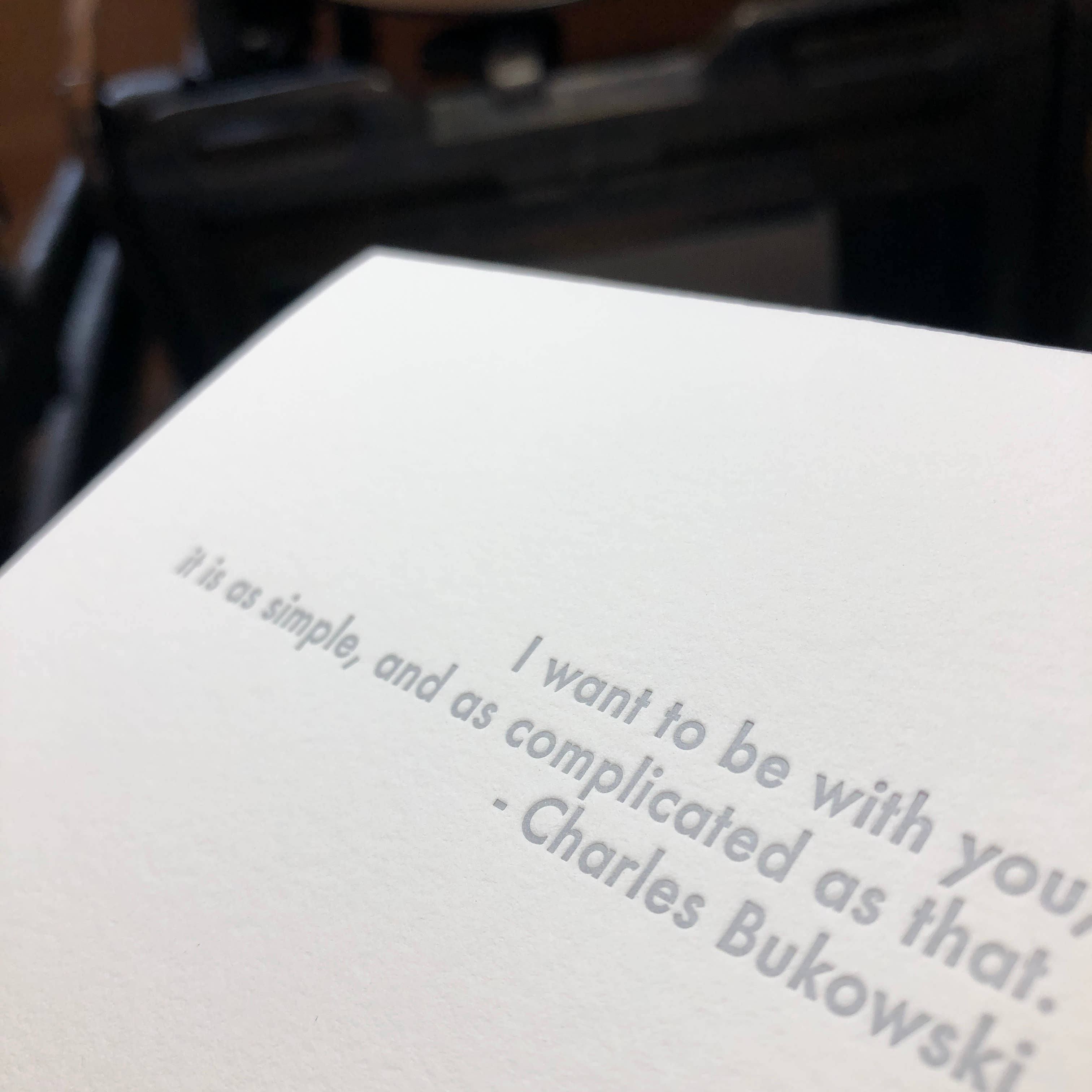 Willowcrest Press – wholesale Vardagliga hälsningskort – Bukowski Citat- Komplicerat (Boktryck gratulationskort)1