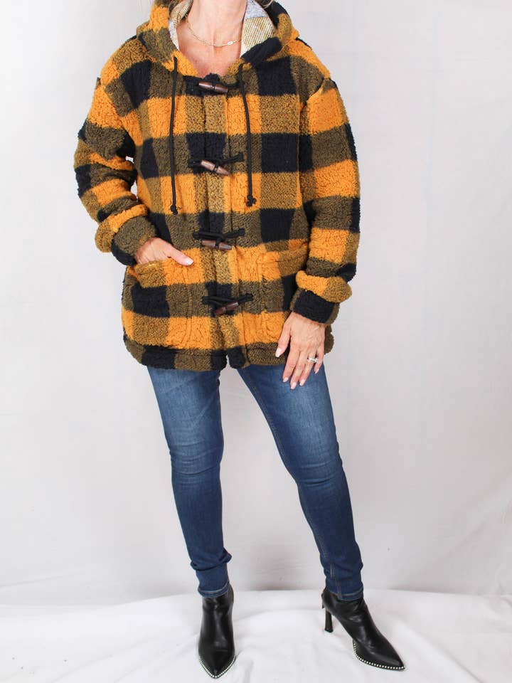 SA2001-M - Mosterd/zwart Sherpa Toggle Jacket A1632 voor wholesale door K & C Clothing, Inc.