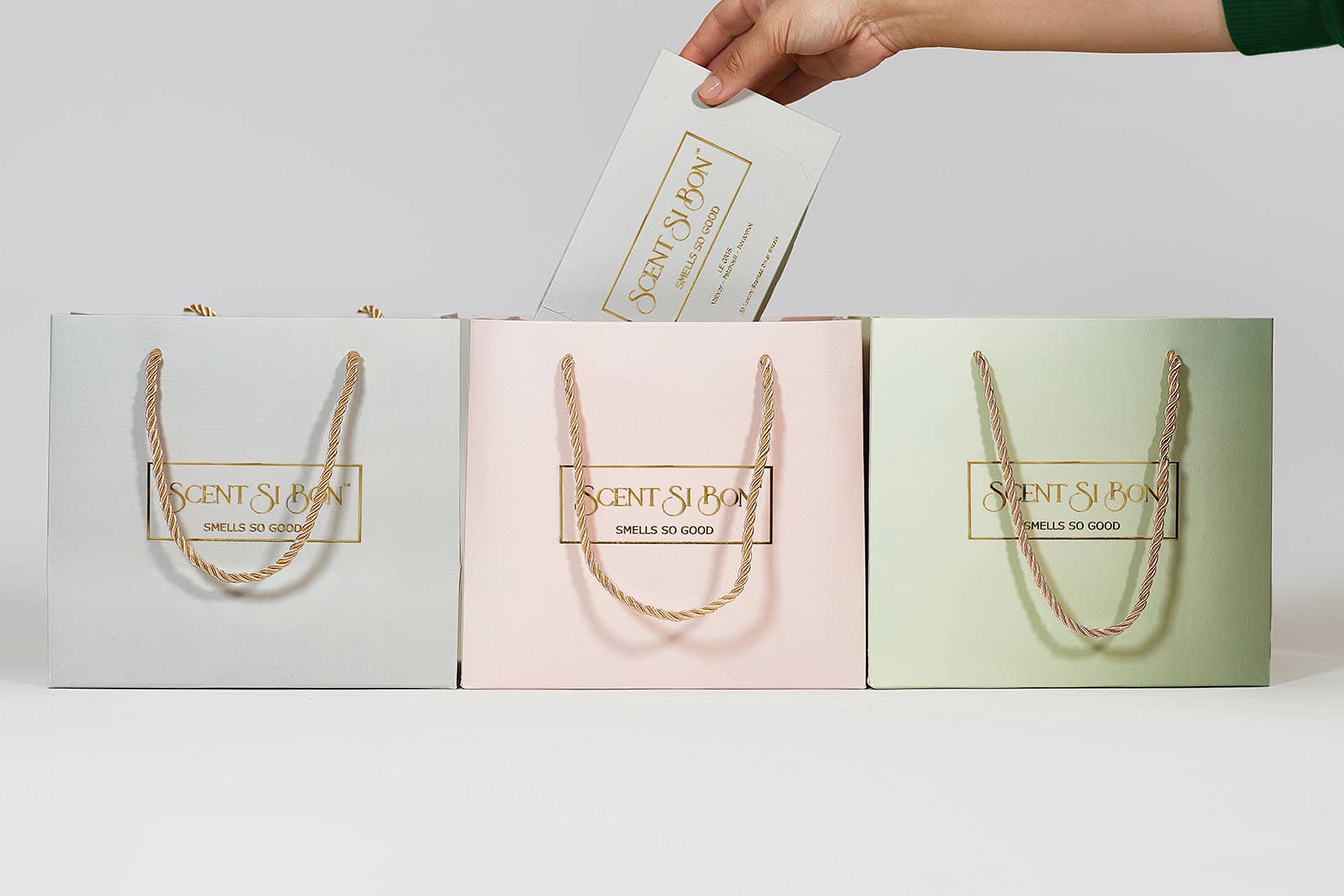 Scent Si Bon®️ - Wholesale Dryer Sheets - Scent Si Bon Le Beige Luxury Scented Dryer Sheets – 50 Count4