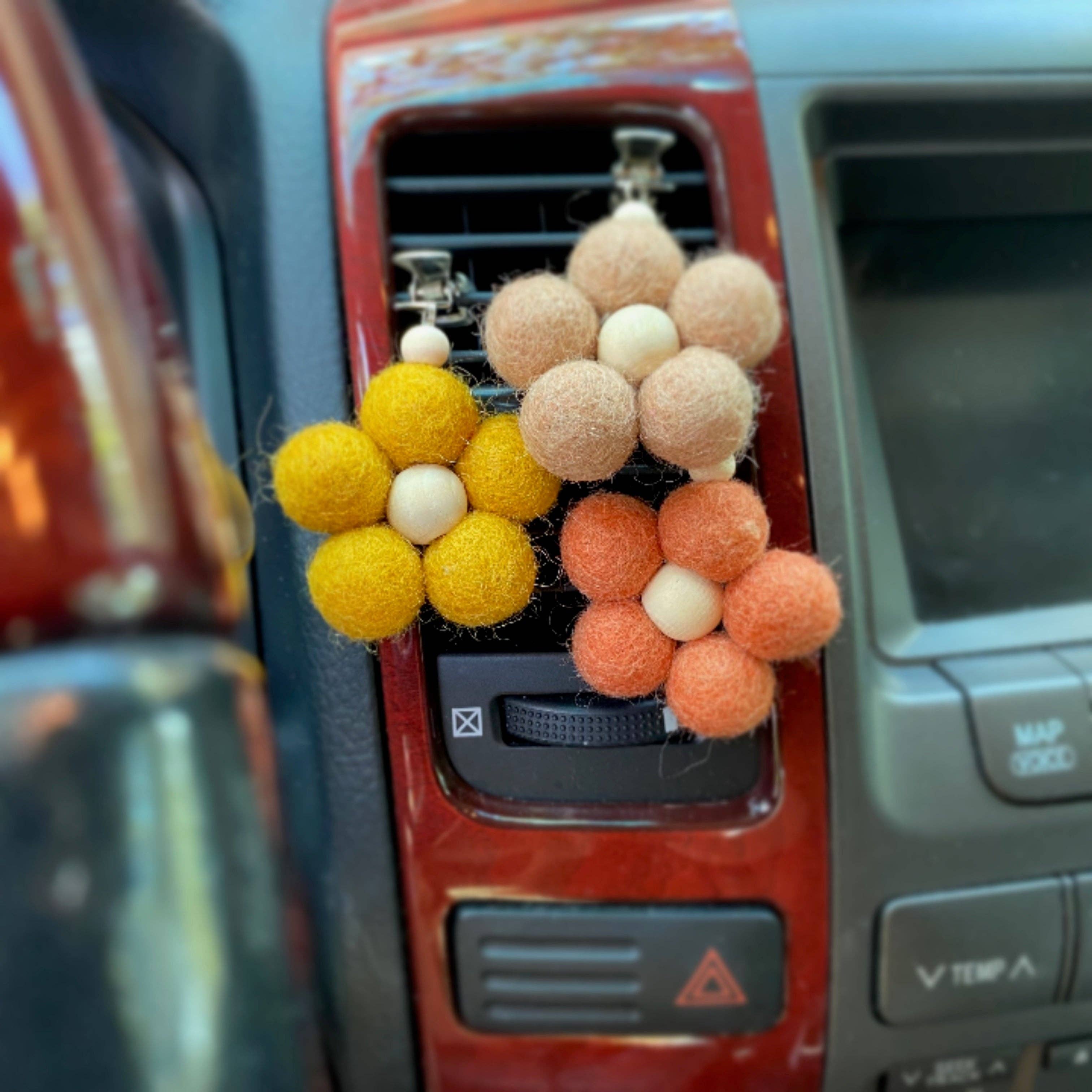 Lost Vly - Wholesale Car Freshener - Unisex - Fall Flower Clip-on Reusable Oil Diffuser7