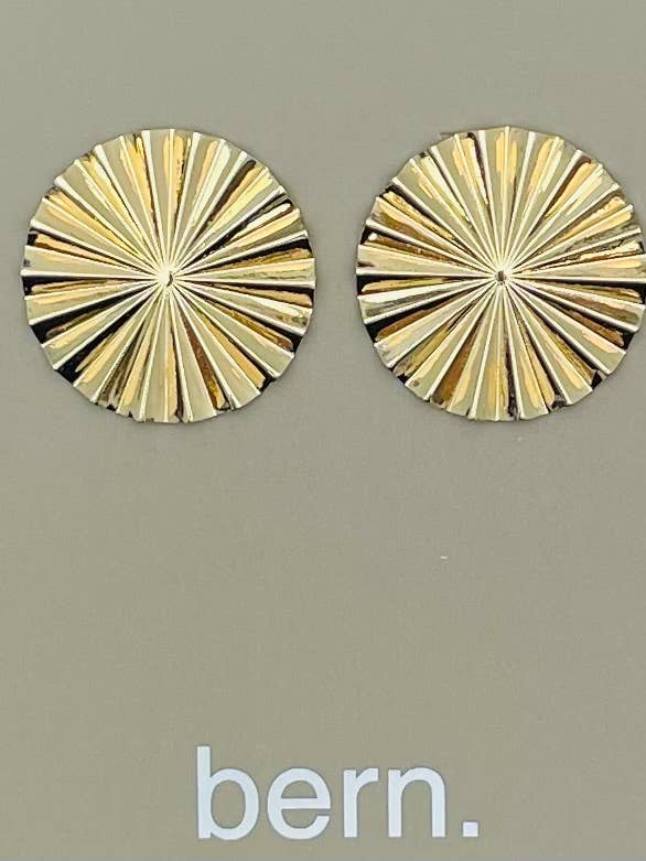 GOLDEN - Round Accordion Stud (gold) BER377 for wholesale by TWO FORTY TWO