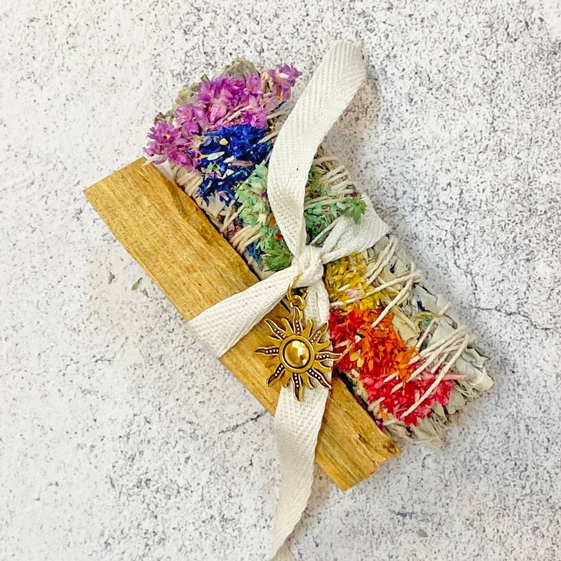 Oakwind Hollow - Wholesale Sage Bundle - Rainbow Chakra Mullein Floral Smudge Bundle