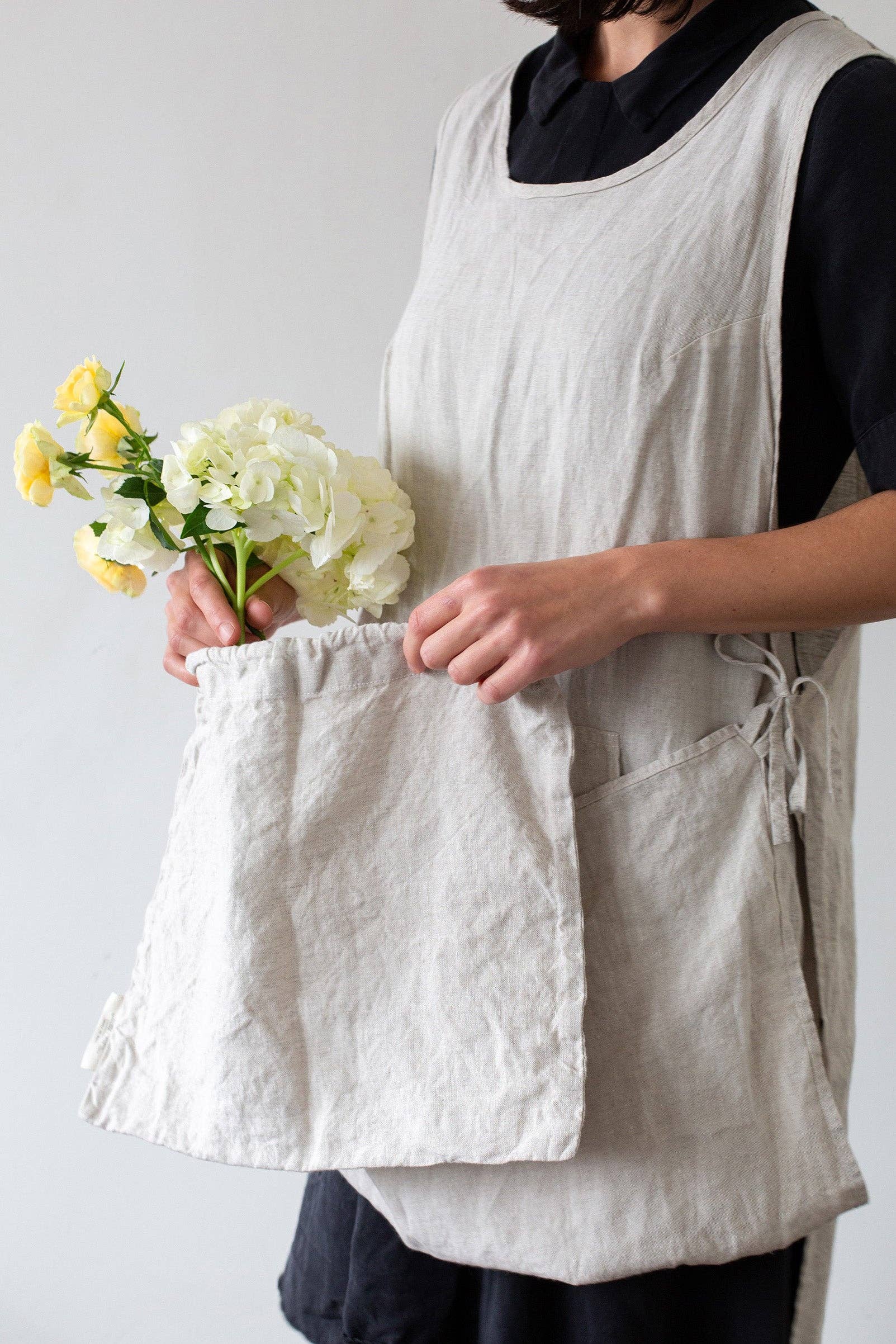 confetti mill - Wholesale Apron - Linen Gardener Apron - Oatmeal3