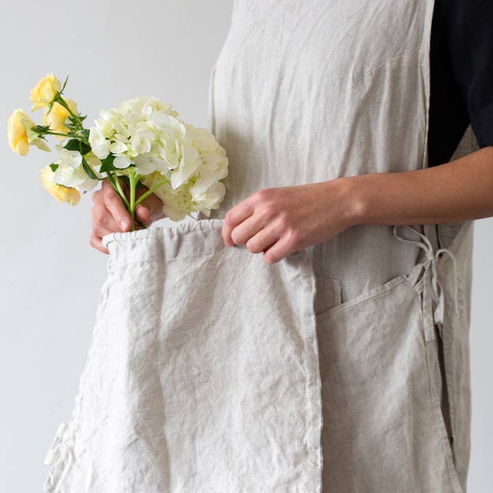 confetti mill - Wholesale Apron - Linen Gardener Apron - Oatmeal3