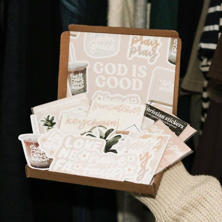 Caja de Regalo Cristiana con Pegatinas, Versículos Bíblicos y Mini Botella para venta al por mayor de The Sticker Shop
