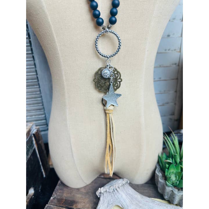 Scooples Jewelry - Wholesale Pendant/Charm Necklace - The Star Fringe Neck2