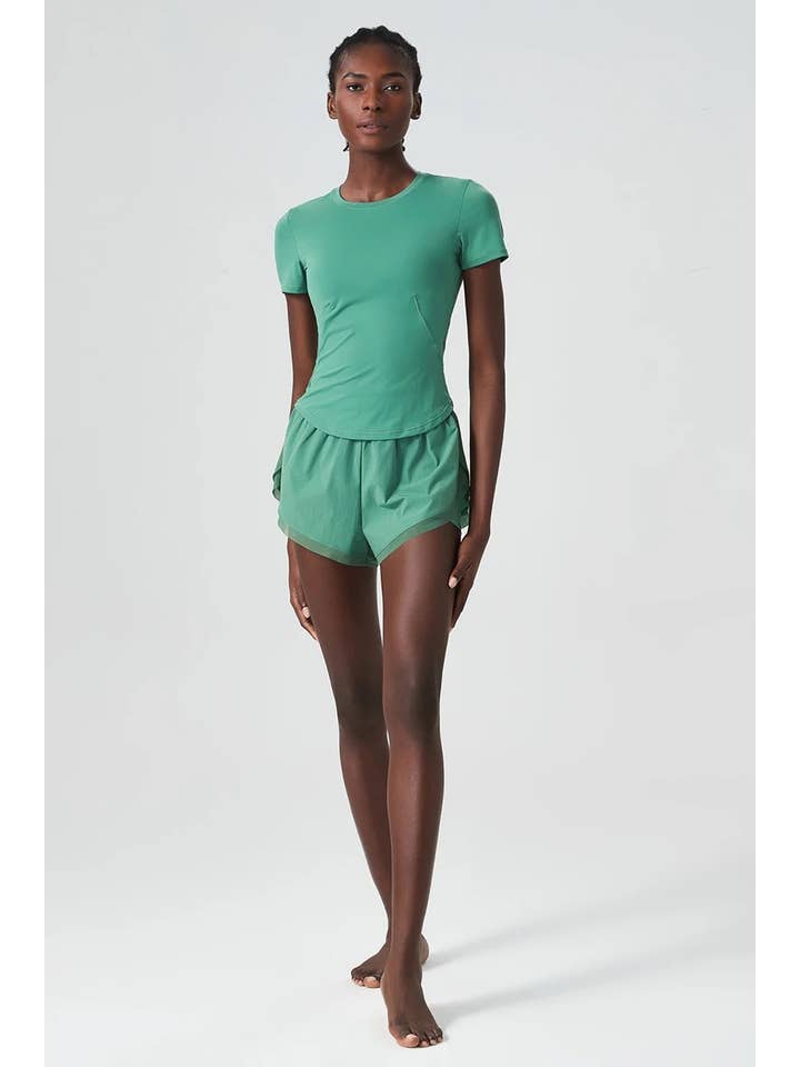 Belsize Activewear – wholesale Activewear set – Women′s – Two pieces fitness set13