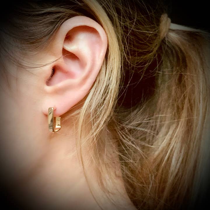 SALT by Sarah Curtis - Wholesale Huggie Earrings - SQUARE HOOP EARRINGS | gold | stud post huggies2
