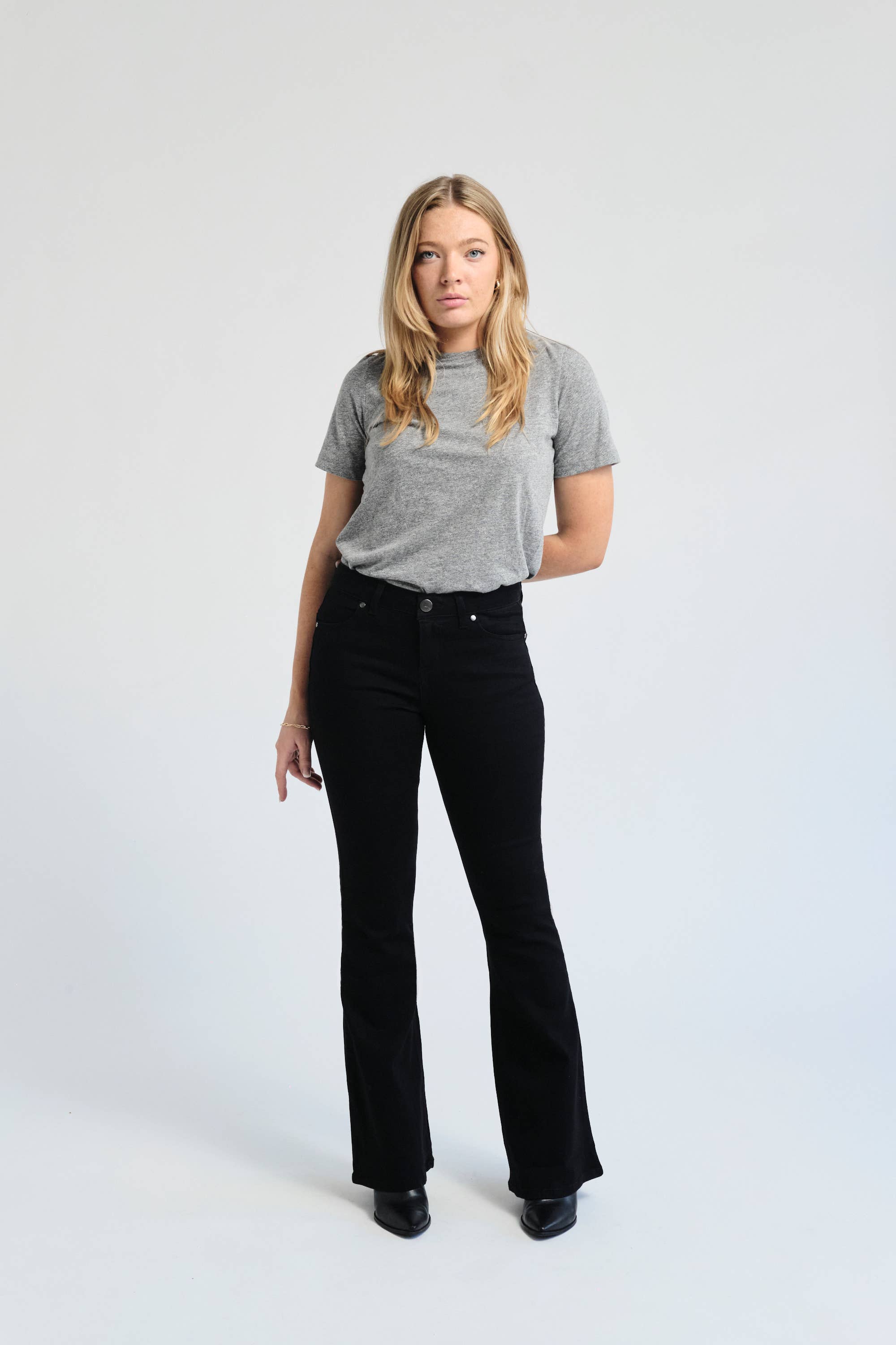 1822 Denim - Wholesale Jeans - Women's - Tall 34'' Mid-Rise Vintage Flare Jean in Black2