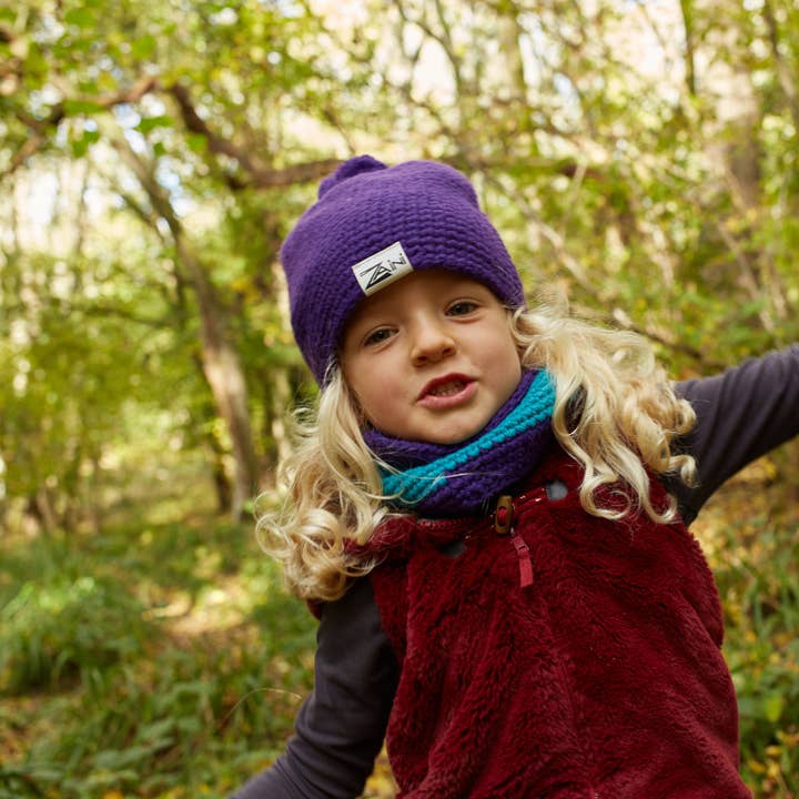 Cappello con Pompon per Bambini Grant per la vendita all'ingrosso da parte di ZAINI Lifestyle Ltd